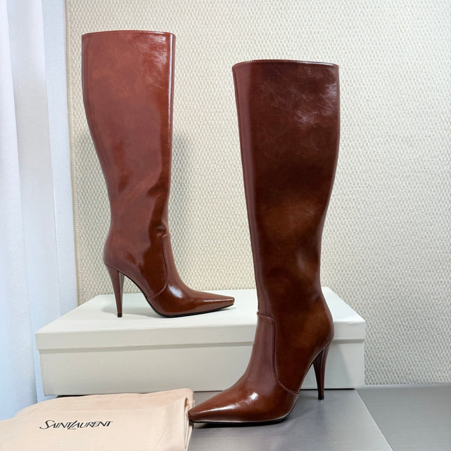 YSL 26S HIGH-HEEL TALL BOOTS 105 MM IN BROWN GLOSSY LAMBSKIN