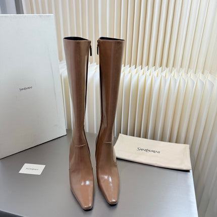 YSL 26S TALL POINTED-TOE HEELED BOOTS 80 MM IN DARK BEIGE SHINY LAMBSKIN