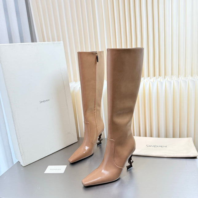 YSL 26S TALL POINTED-TOE HEELED BOOTS 80 MM IN DARK BEIGE SHINY LAMBSKIN