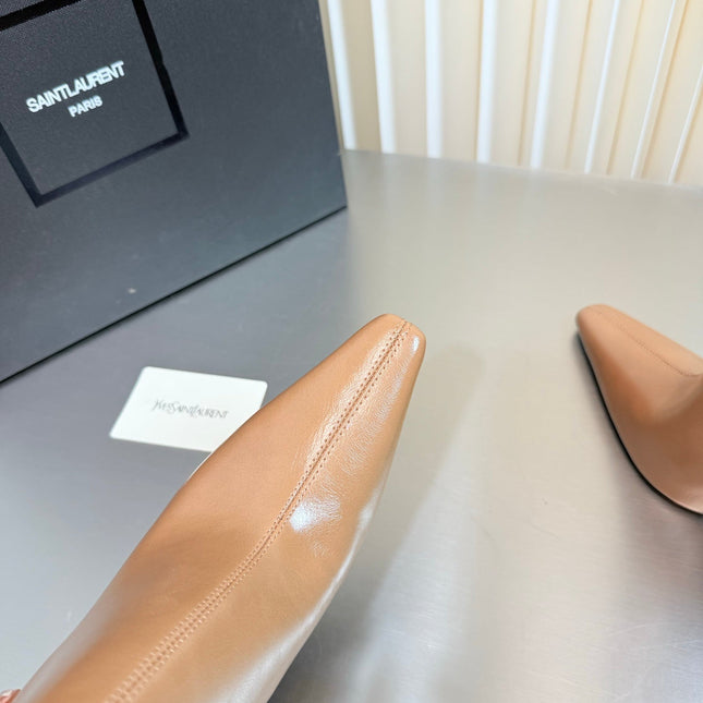 YSL 26S POINTED-TOE HEELED BOOTS 105 MM IN BEIGE SHINY CALFSKIN