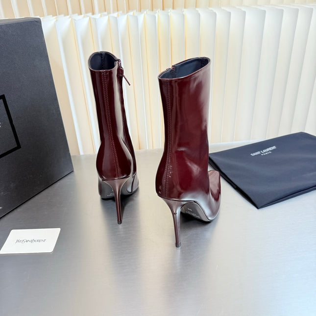 YSL 26S POINTED-TOE HEELED BOOTS 105 MM IN DARK RED SHINY CALFSKIN