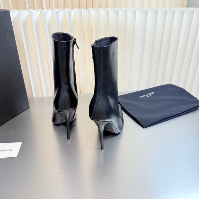 YSL 26S POINTED-TOE HEELED BOOTS 105 MM IN BLACK SHINY CALFSKIN