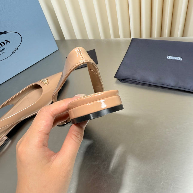PRADA 26S SLINGBACK FLATS IN BEIGE PATENT CALFSKIN WITH GOLD HARDWARE