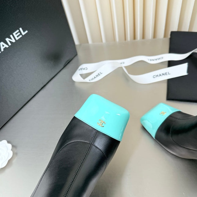 CHANEL 26S ZIPPER BOOTS 75 MM IN BLACK CALFSKIN AND LIGHT BLUE PATENT LEATHER SQUARE TOE HIGH
