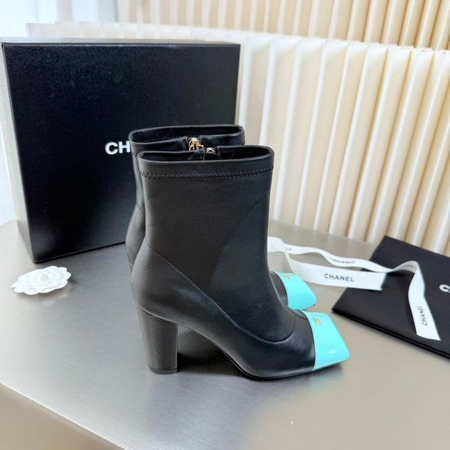 CHANEL 26S ZIPPER BOOTS 75 MM IN BLACK CALFSKIN AND LIGHT BLUE PATENT LEATHER SQUARE TOE HIGH