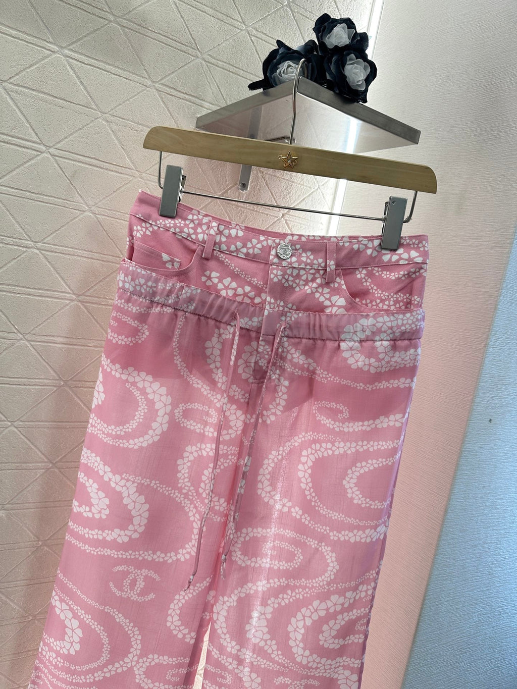 CHANEL PINK PRINTED DENIM PANTS