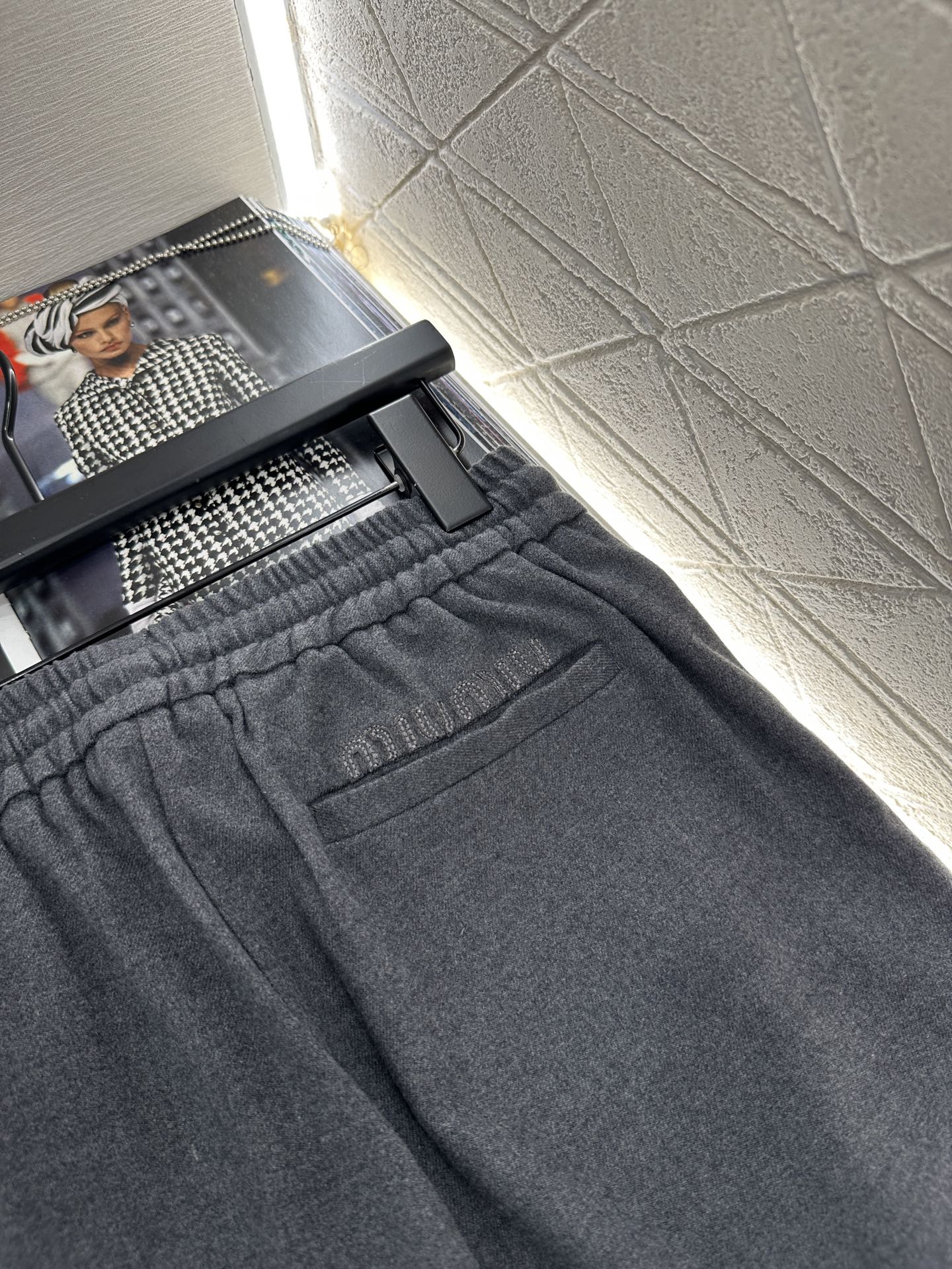 MIUMIU WIDE-LEG PANTS STYLE 116
