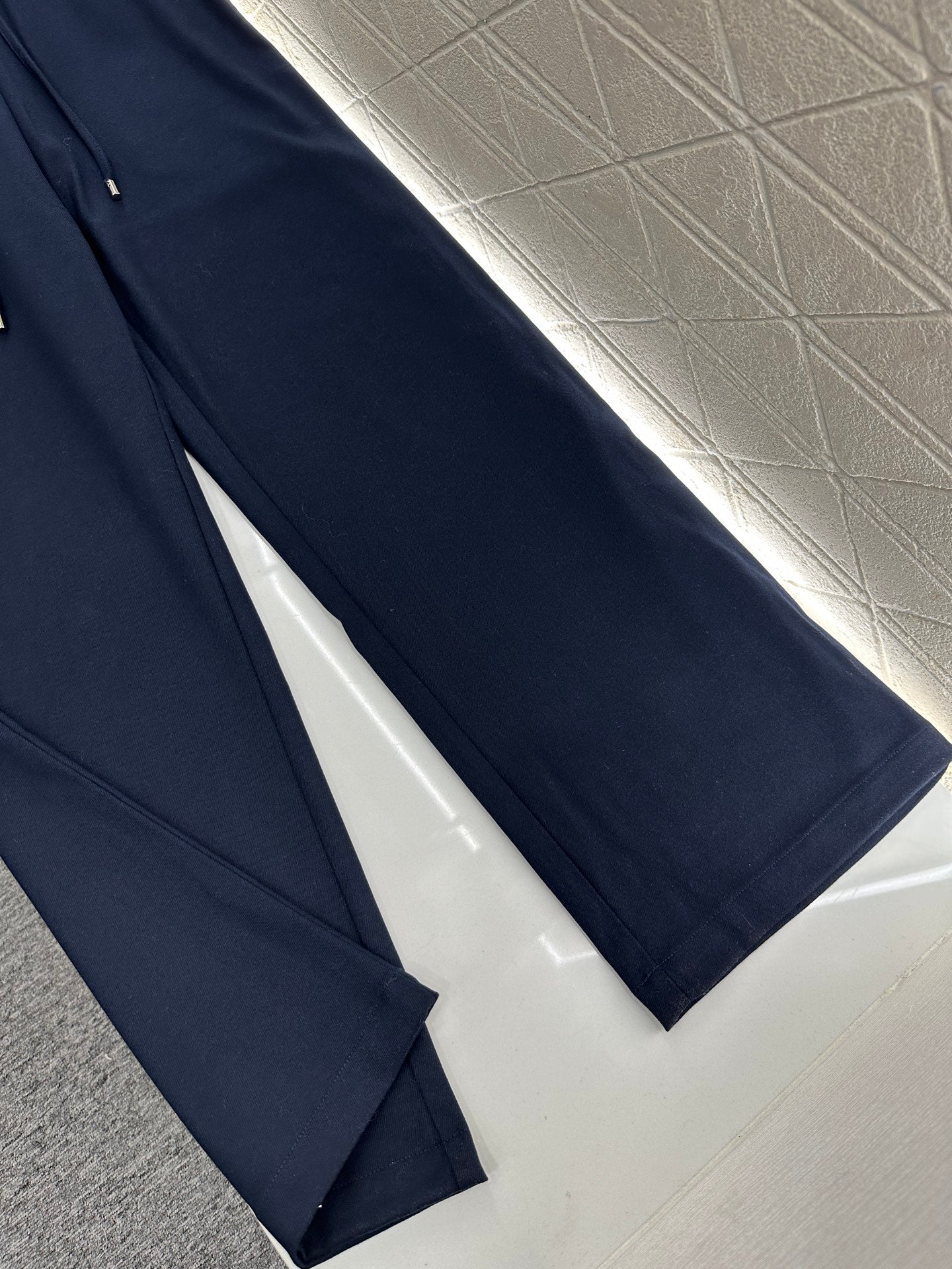 MIUMIU WIDE-LEG PANTS STYLE 115