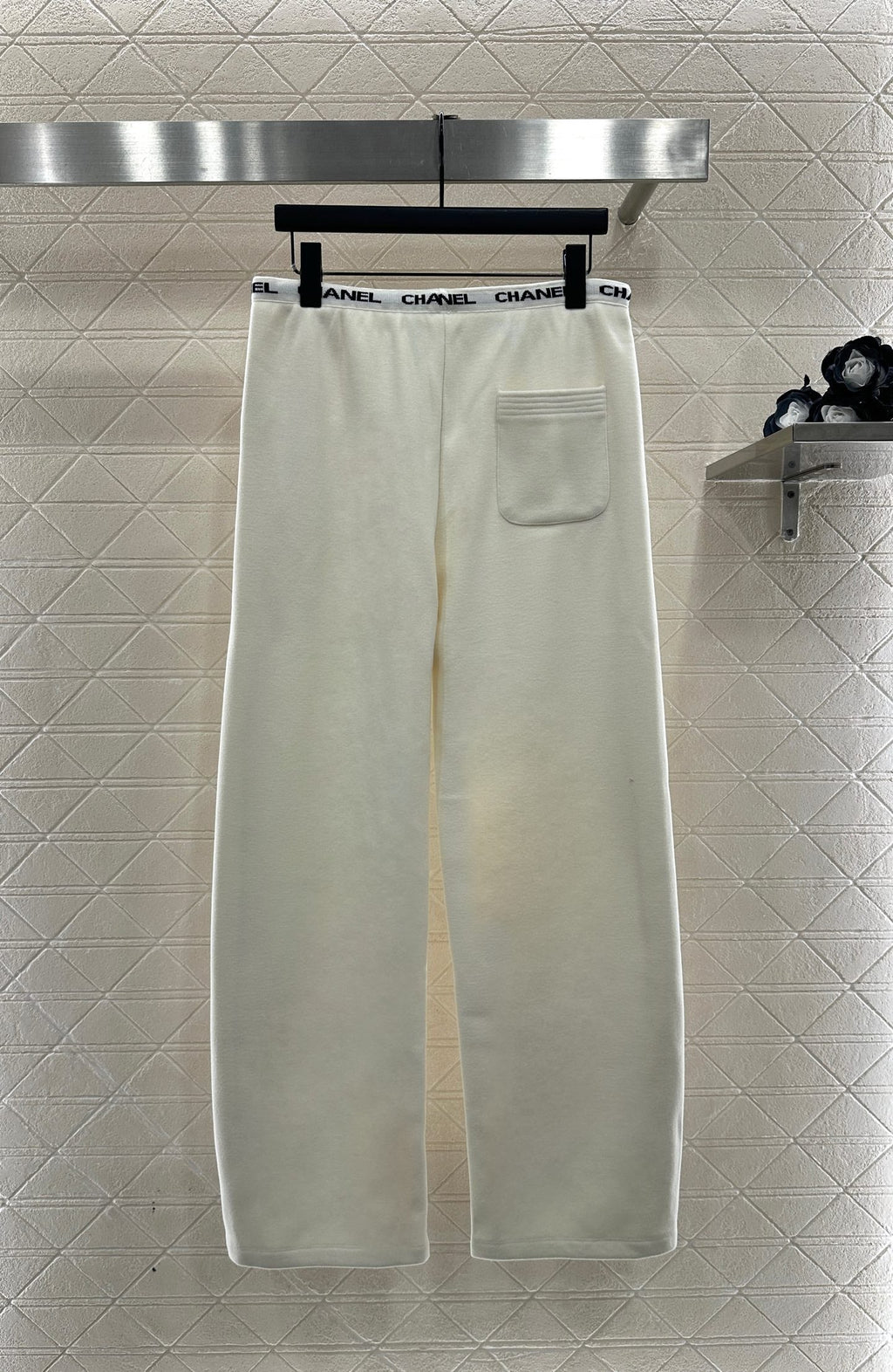 CHANEL 25S WIDE-LEG FLEECE-LINED PANTS 404