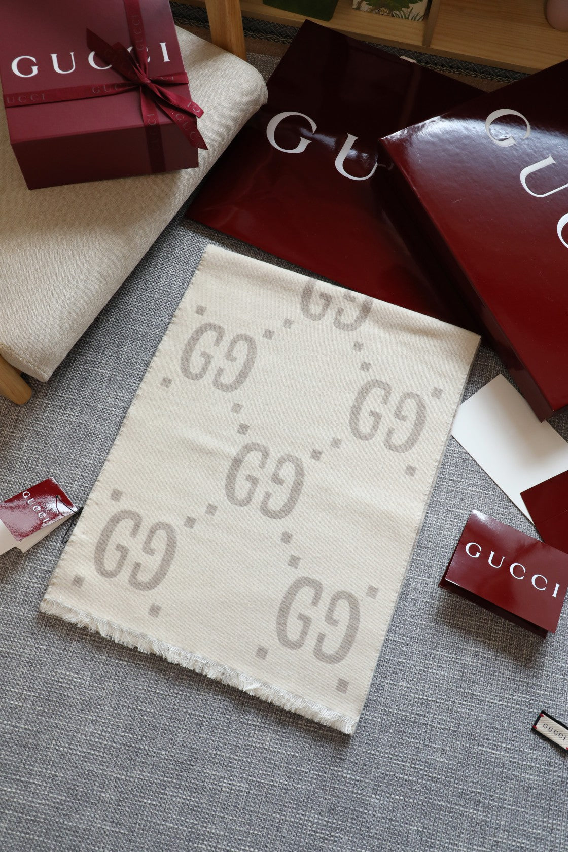 GUCCI 26S SCARF 190 IN WOOL 316616