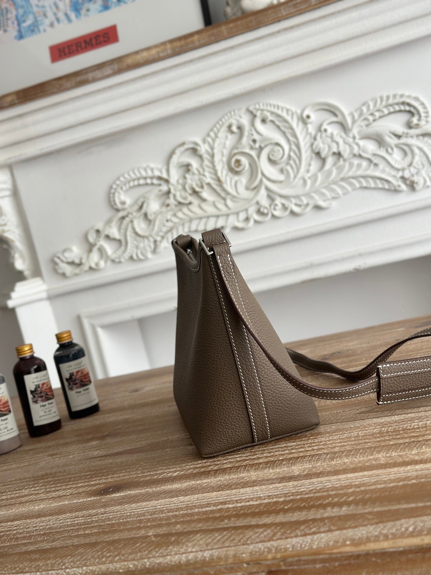 HM 25S BERLINGOT 24 CM IN TAUPE BROWN LAMBSKIN