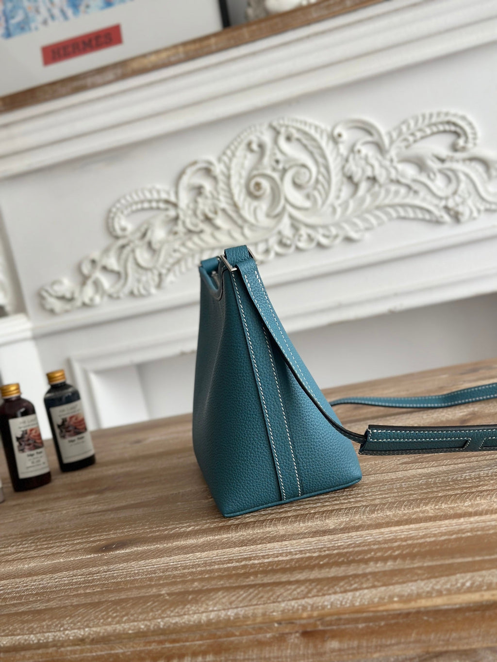HM 25S BERLINGOT 24 CM IN TEAL BLUE LAMBSKIN