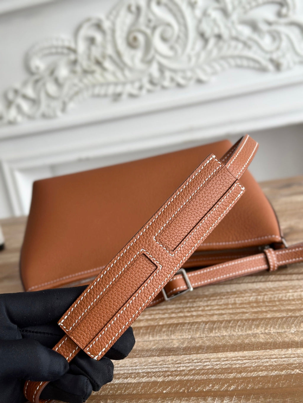 HM 25S BERLINGOT 24 CM IN BROWN LAMBSKIN