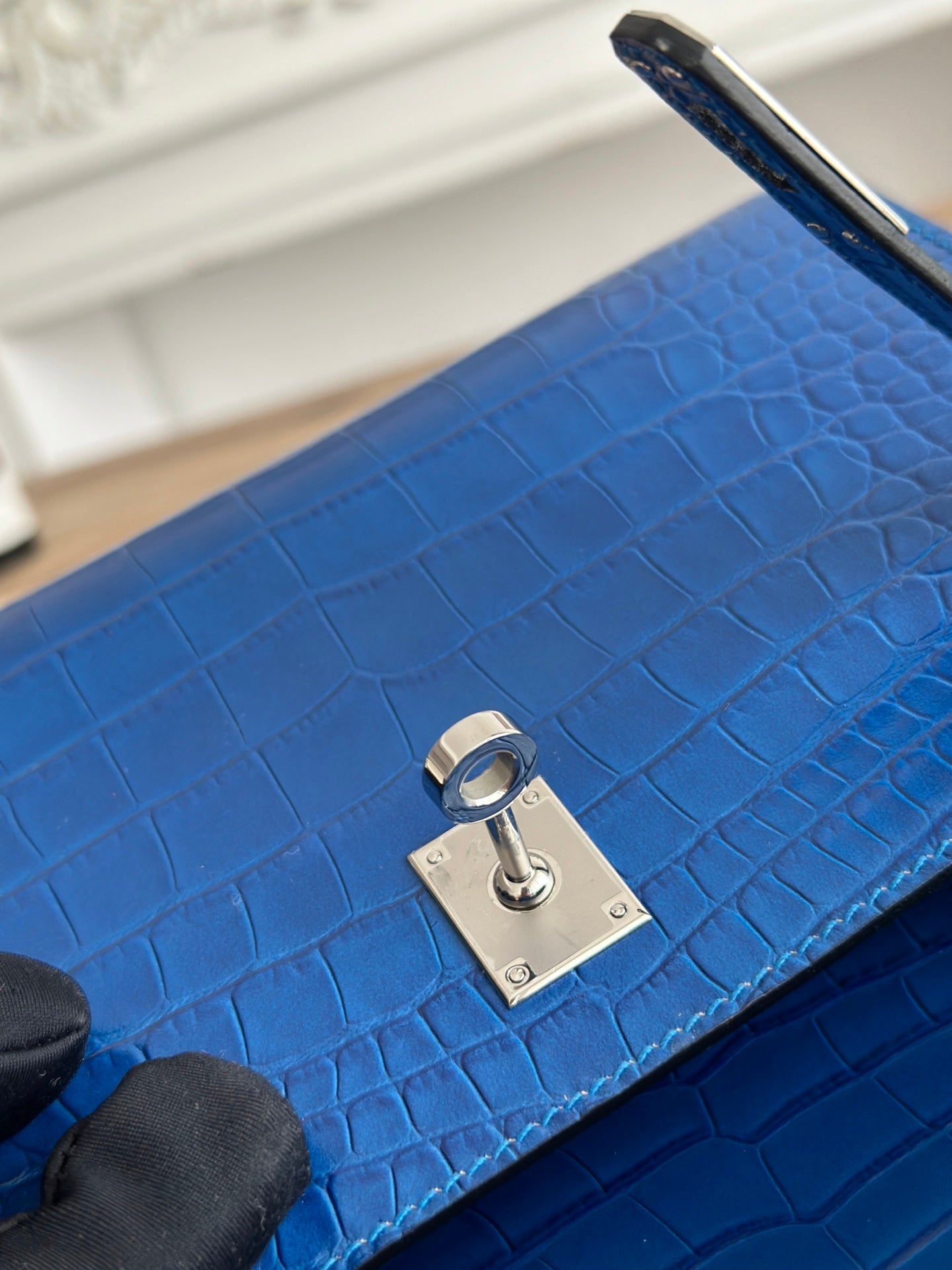 HM 26S KELLY MINI 22CM IN DARK BLUE CROC EMBOSSED CALFSKIN SILVER KELLY BUCKLE