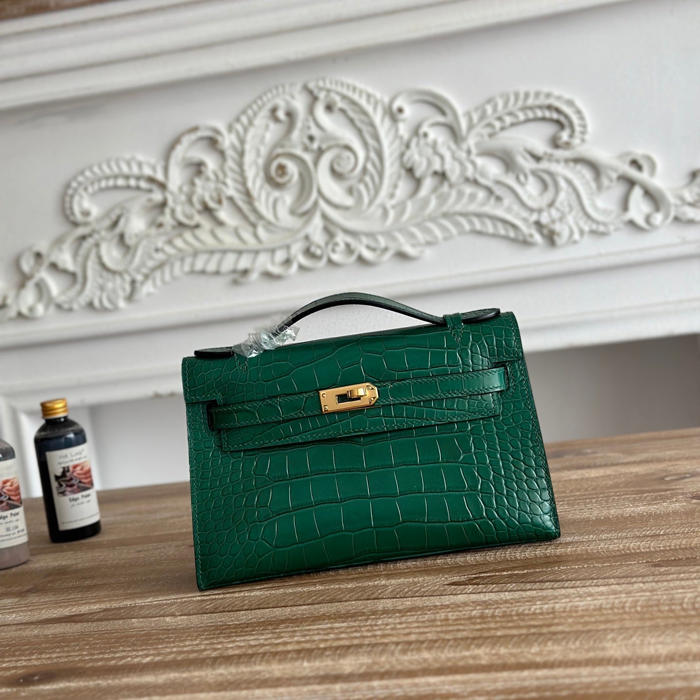 HM 25S KELLY MINI 22 CM IN DARK GREEN LAMBSKIN WITH CROCODILE EMBOSSING AND GOLD HARDWARE