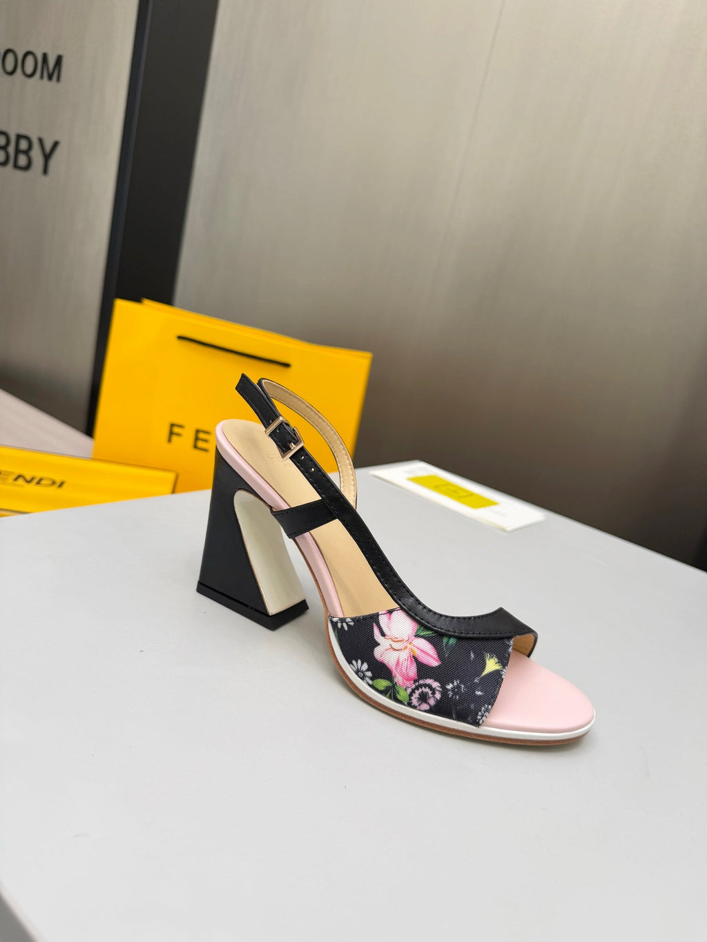 FENDI 26S SLINGBACK SANDALS IN BLACK CALFSKIN AND CANVAS