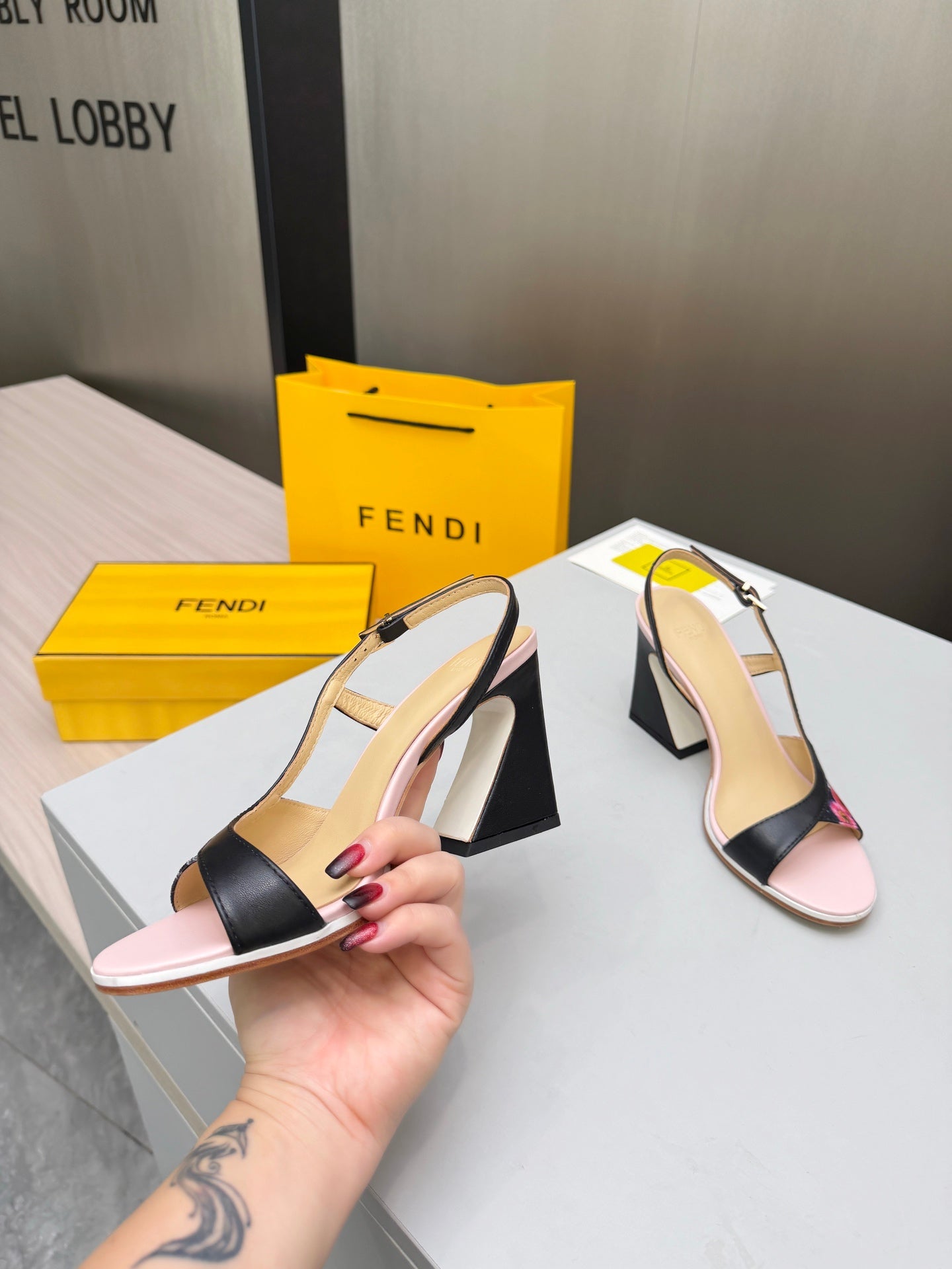 FENDI 26S SLINGBACK SANDALS IN BLACK CALFSKIN AND CANVAS