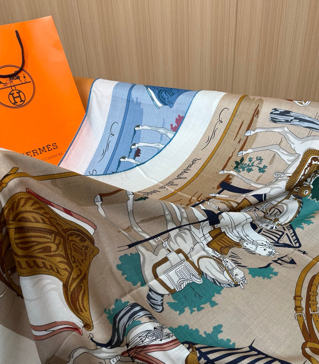 HERMES 26S SCARF 140 IN CASHMERE AND SILK 305967