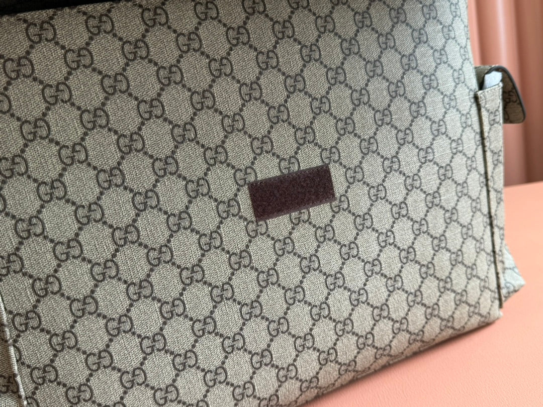 GUCCI SUPREME BAG 44 IN BROWN MONOGRAM CANVAS WITH LEATHER TRIM