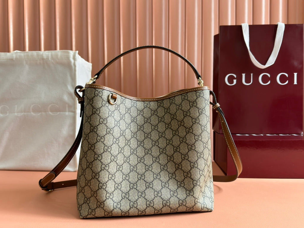 GUCCI EMBLEM BAG 25 IN BEIGE AND BROWN CANVAS