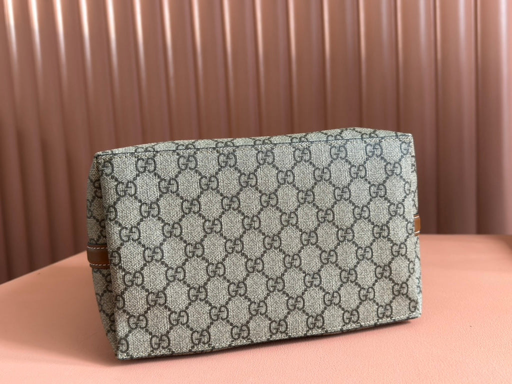 GUCCI EMBLEM BAG 25 IN BEIGE AND BROWN CANVAS