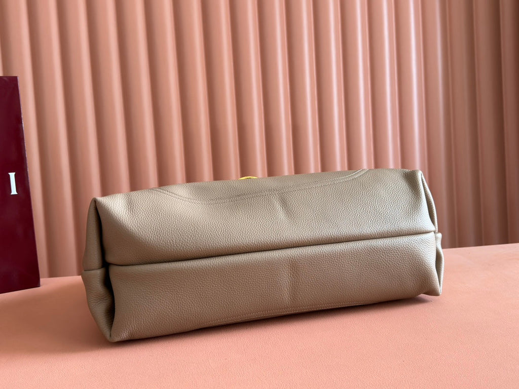 SOFTBIT MAXI SHOULDER BAG 46 IN TAUPE GRAINY LAMBSKIN