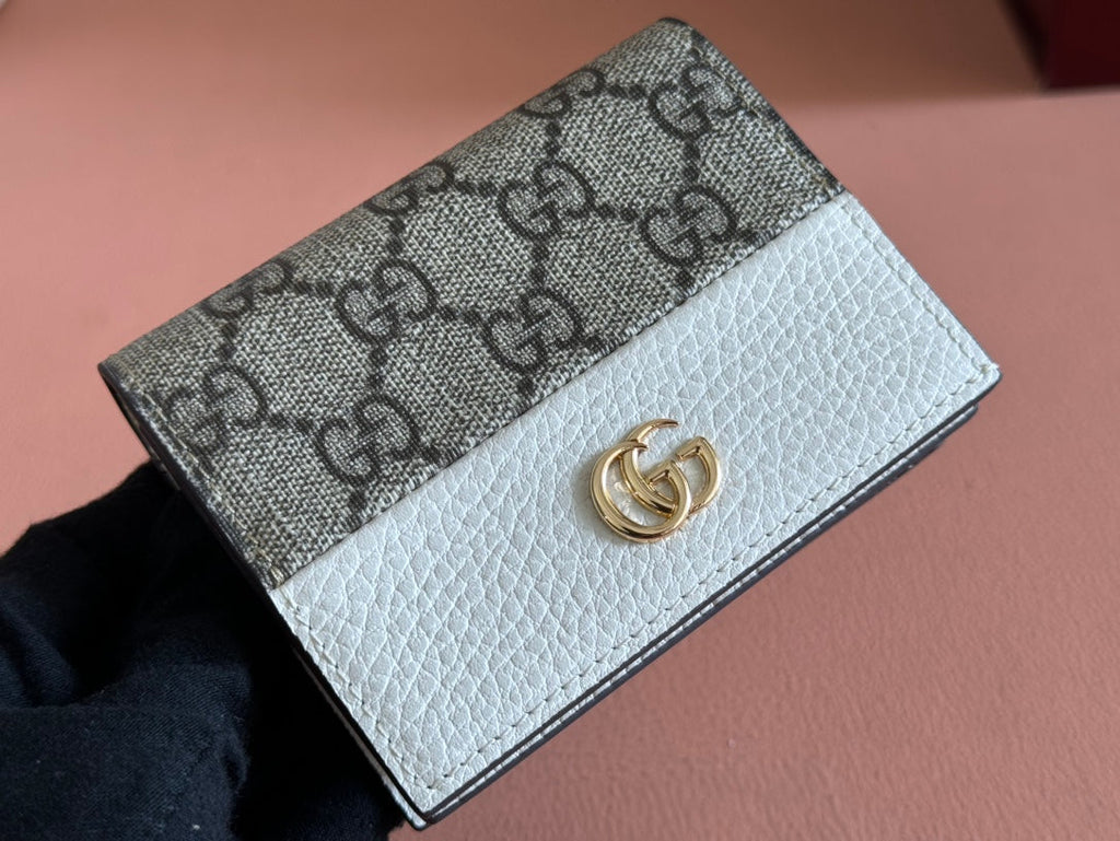 MARMONT BI-COLOUR CARD CASE WALLET 11 IN BEIGE EBONY GG CANVAS WHITE CALFSKIN