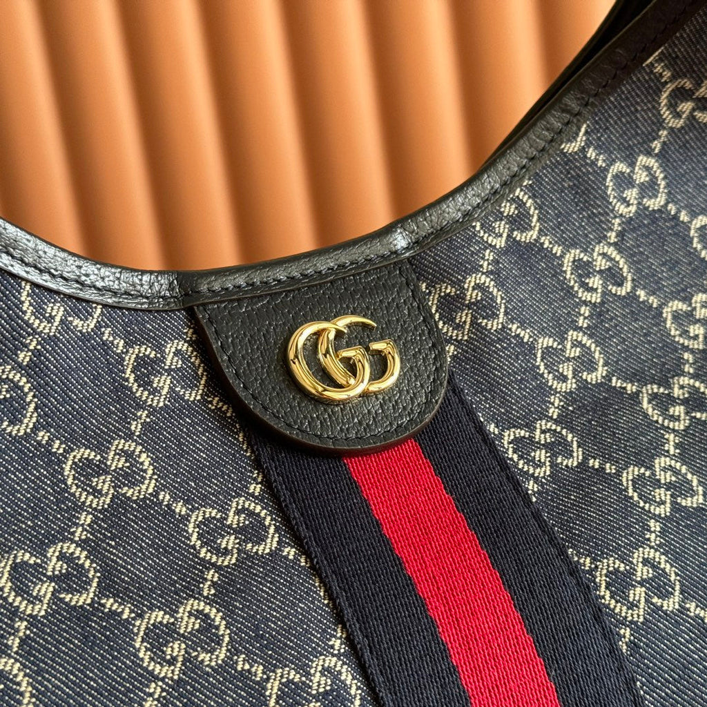GUCCI GIGLIO LARGE TOTE BAG 60 IN BLUE AND WHITE GG DENIM