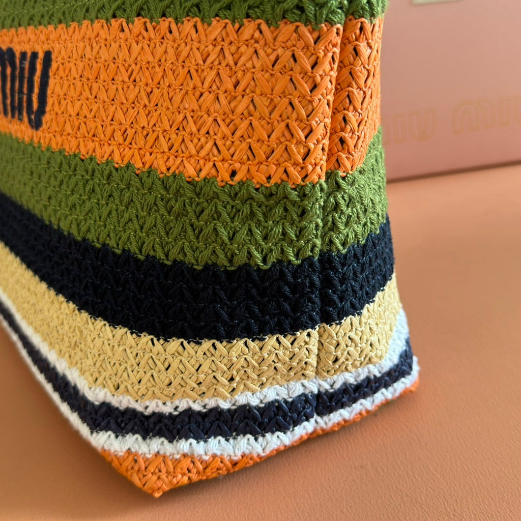 MIUMIU 26S TOTE BAG 40 IN MULTICOLOR WOVEN RAFFIA