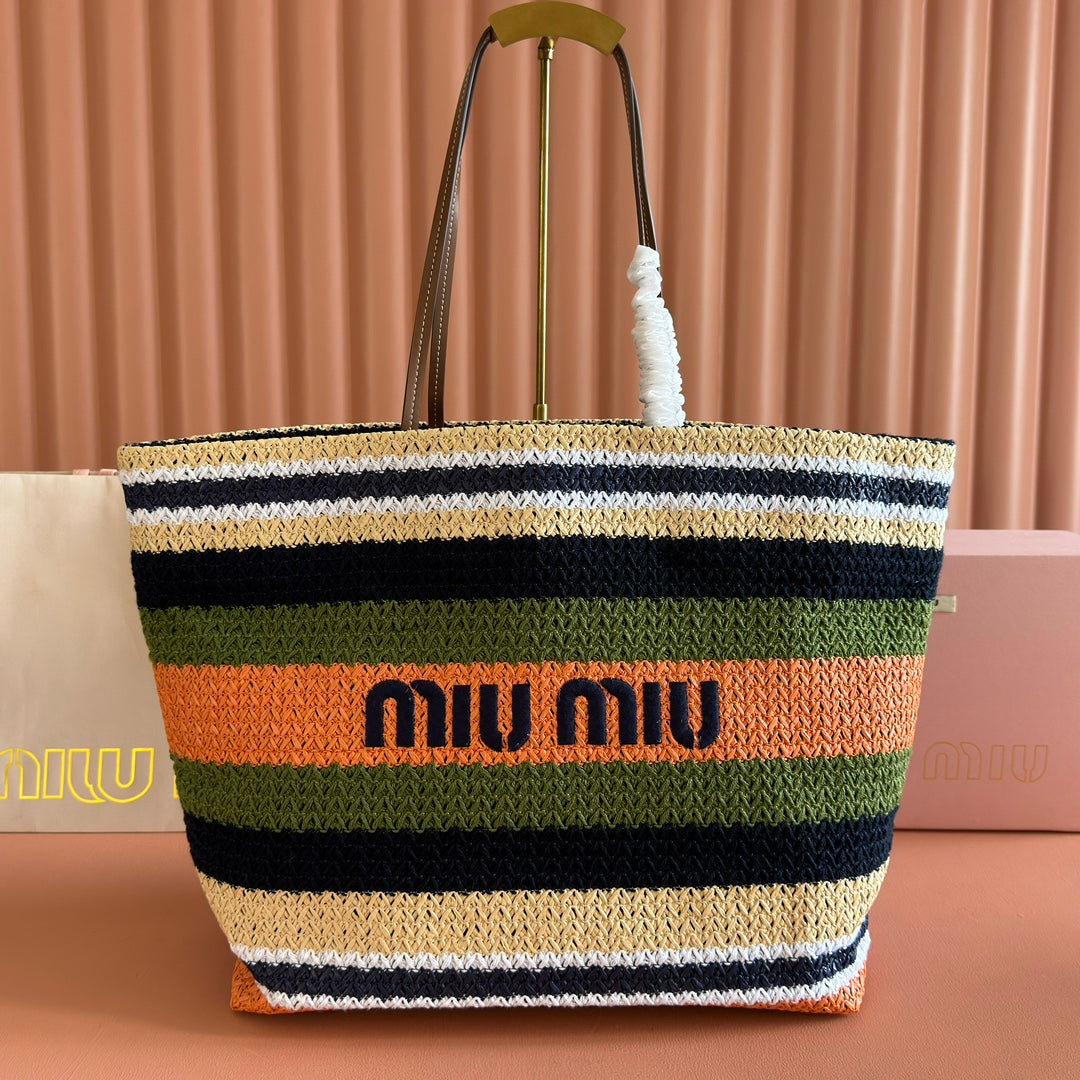 MIUMIU 26S TOTE BAG 40 IN MULTICOLOR WOVEN RAFFIA