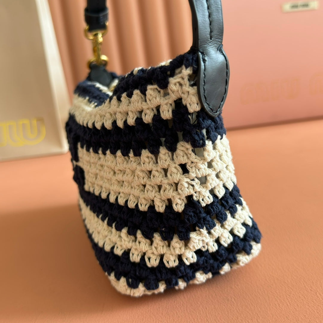 MIUMIU 26S CROCHET POUCH 25 IN BLUE AND WHITE STRIPES WOOL