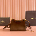 ALAIA 26S LE CLICK SHOULDER BAG 20 IN BROWN GRAINED CALFSKIN
