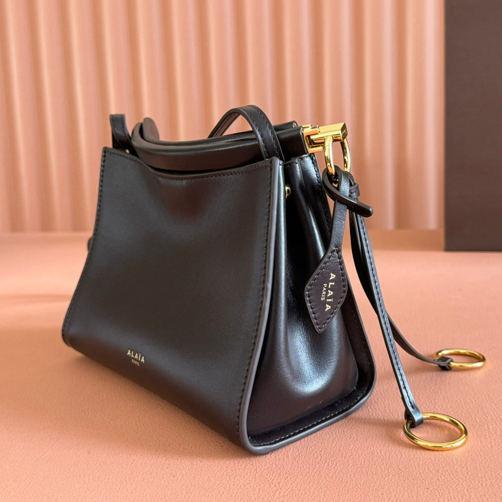 ALAIA 26S LE CLICK SHOULDER BAG 20 IN DARK BROWN CALFSKIN