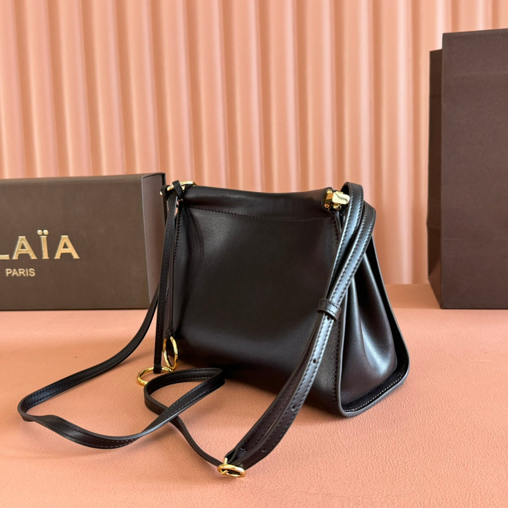 ALAIA 26S LE CLICK SHOULDER BAG 20 IN DARK BROWN CALFSKIN