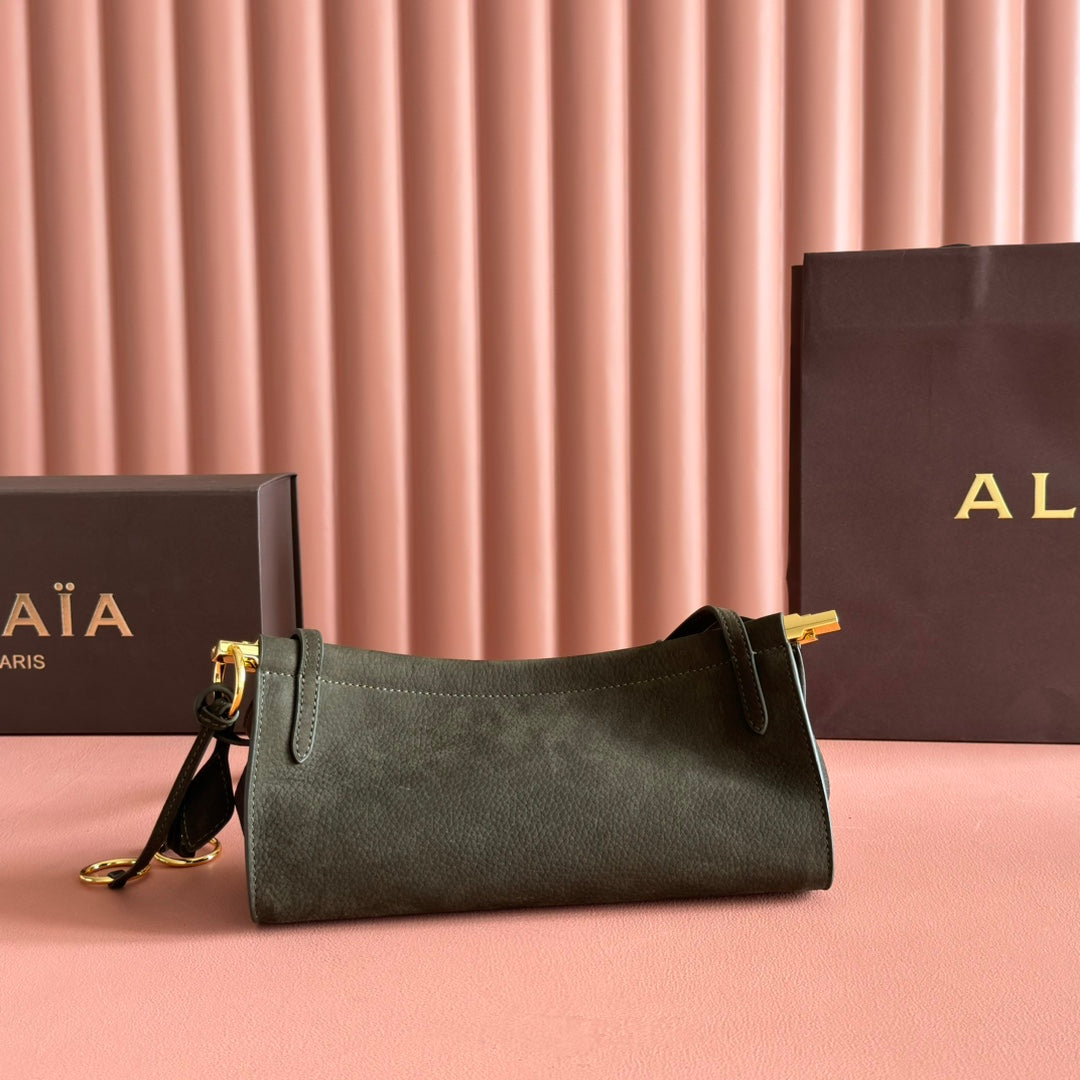 ALAIA 26S LE CLICK BAG 25 IN DARK MOSS GREEN GRAINED CALFSKIN