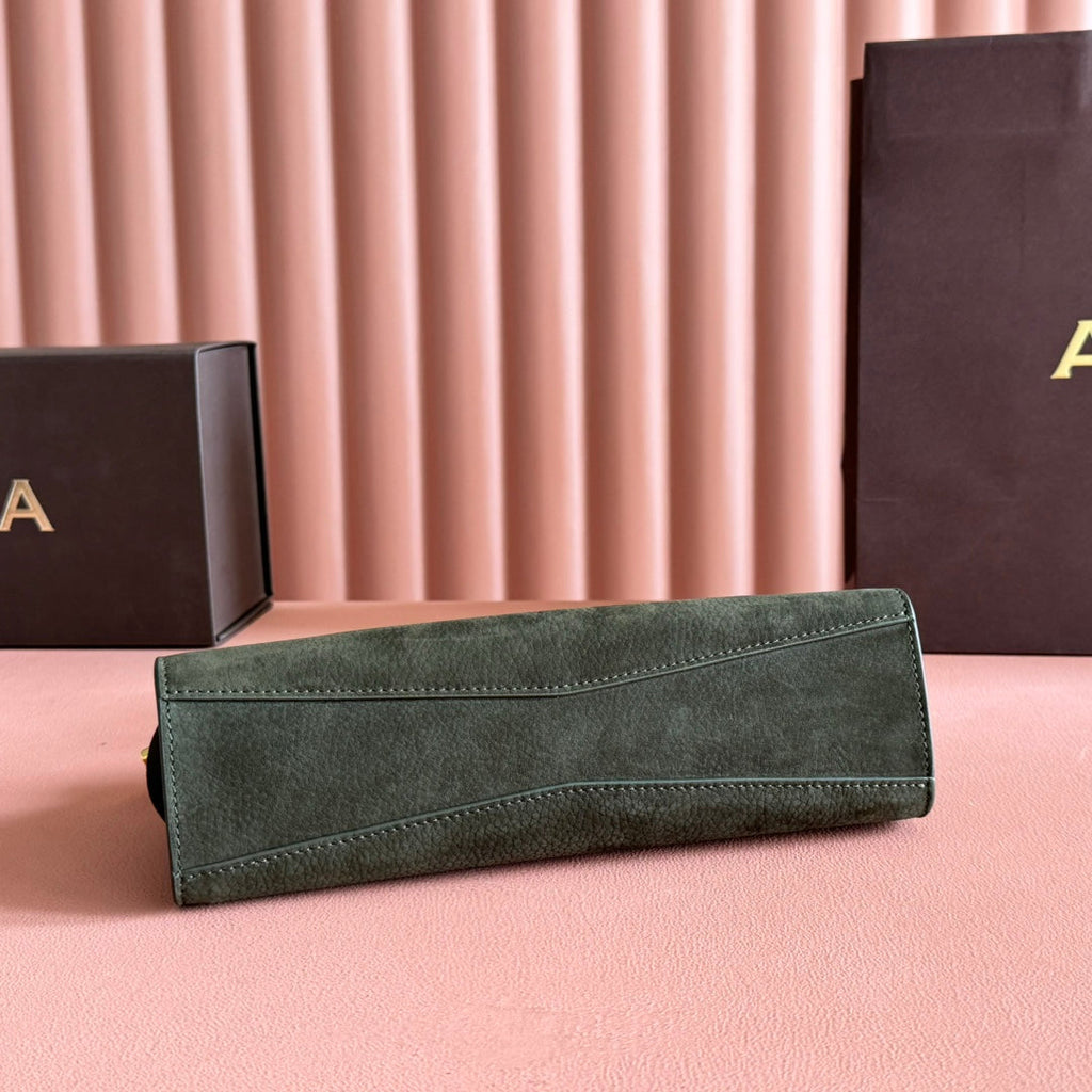 ALAIA 26S LE CLICK BAG 25 IN DARK MOSS GREEN GRAINED CALFSKIN