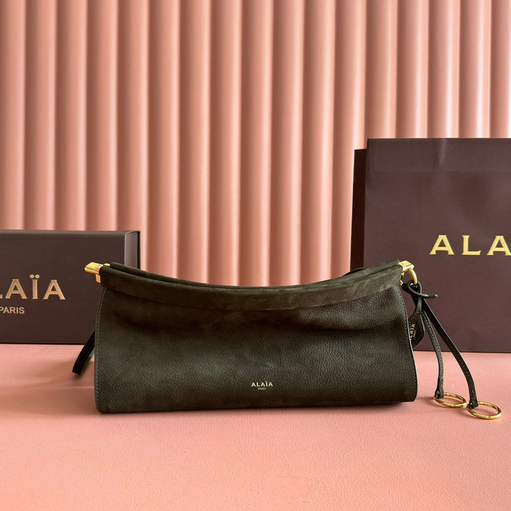ALAIA 26S LE CLICK BAG 30 IN DARK MOSS GREEN GRAINED CALFSKIN