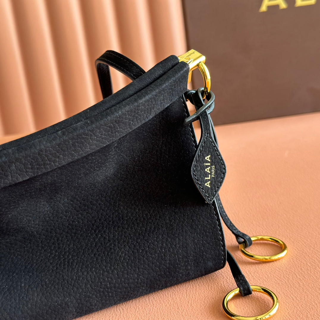 ALAIA 26S LE CLICK BAG 30 IN BLACK GRAINED CALFSKIN