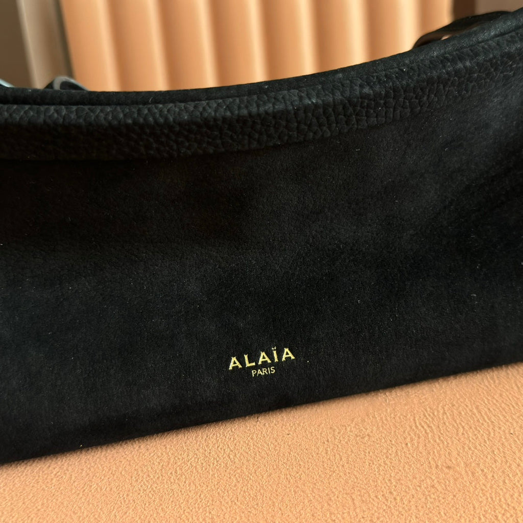 ALAIA 26S LE CLICK BAG 25 IN BLACK GRAINED CALFSKIN