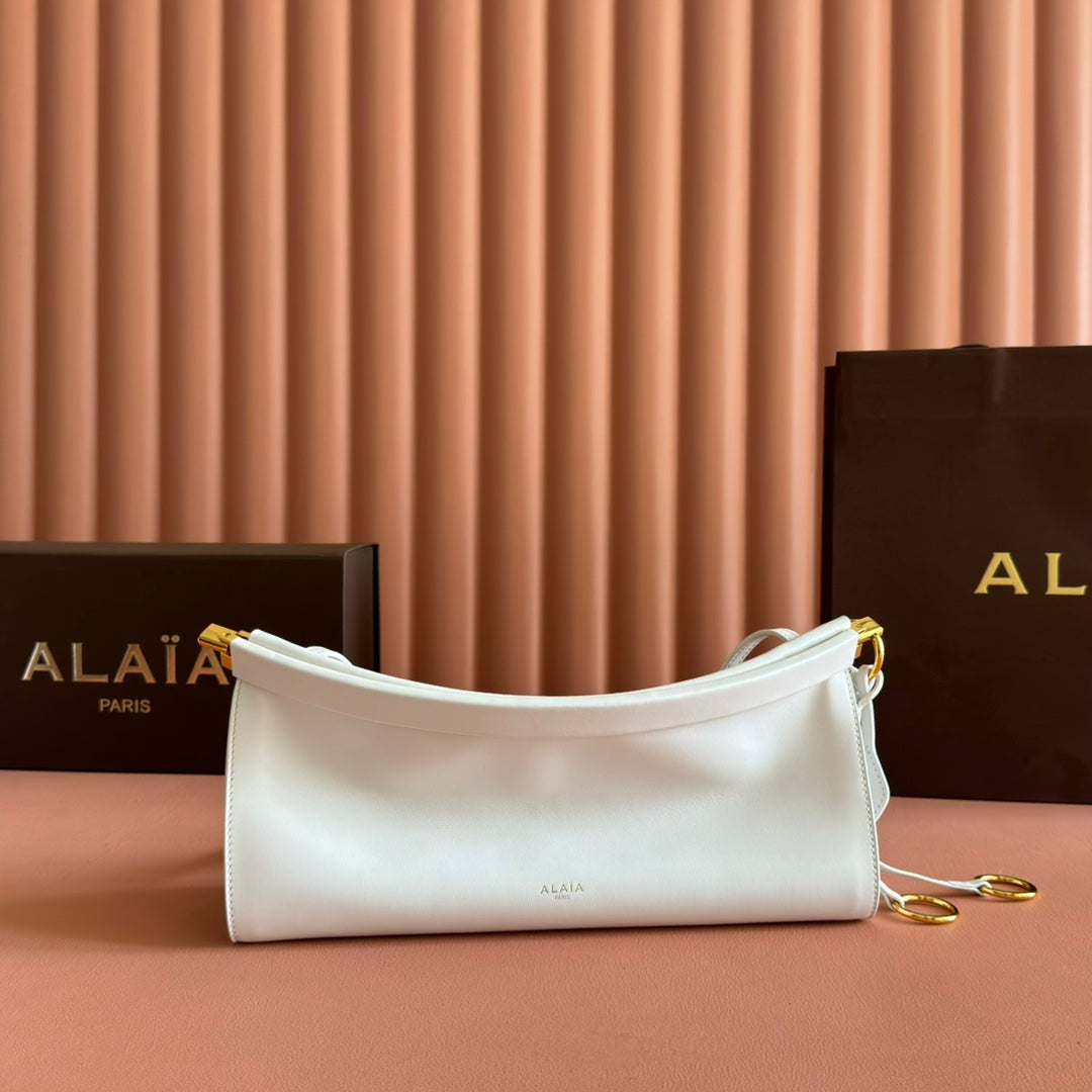 ALAIA 26S LE CLICK BAG 30 IN WHITE CALFSKIN