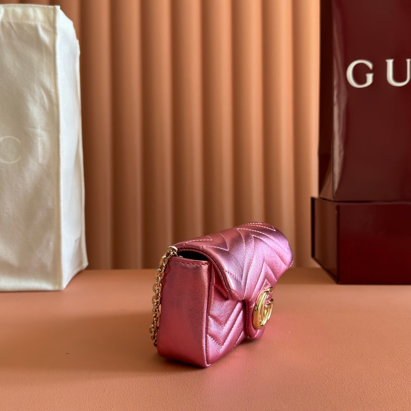 GUCCI 26S GG MARMONT BAG 16 IN METALLIC PINK LAMBSKIN
