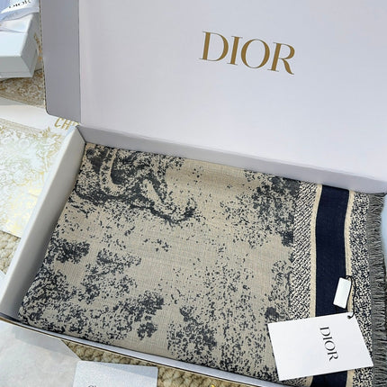 DIOR 26S SCARF 140 IN CASHMERE AND SILK 513542