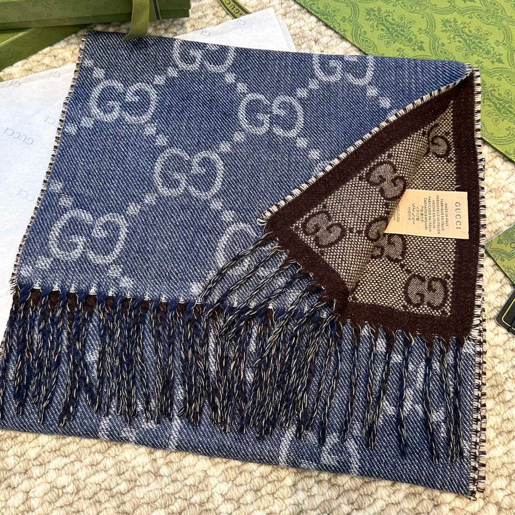 GUCCI 26S SCARF IN CASHMERE 316615