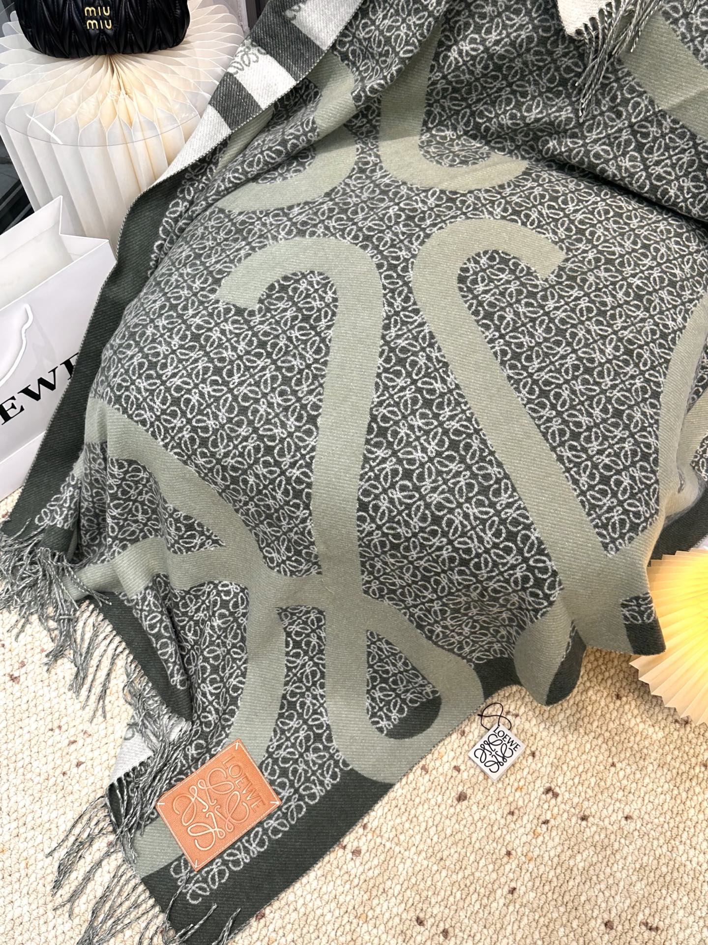 LOEWE 26S SCARF 140 IN CASHMERE 863982