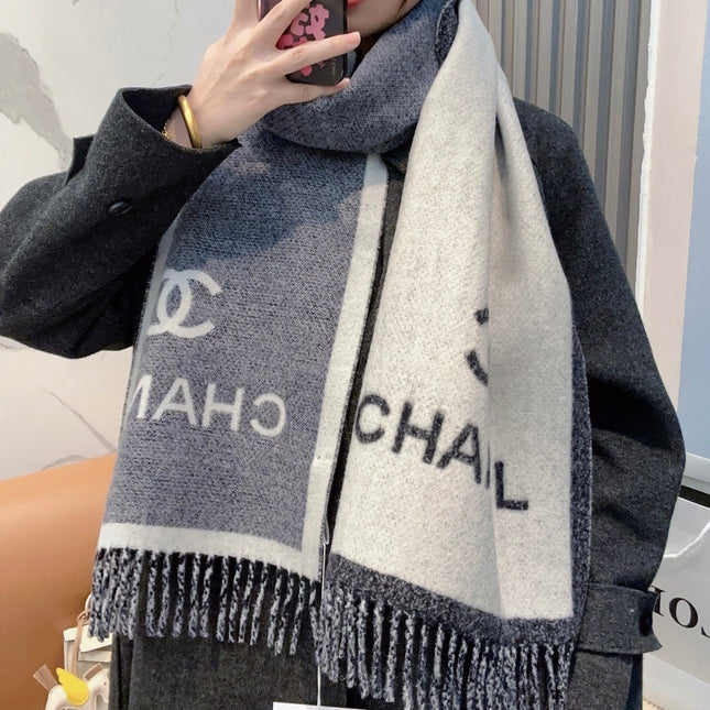 CHANEL 25S SCARF 184 CM IN MERINO WOOL 943170