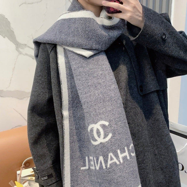 CHANEL 25S SCARF 184 CM IN MERINO WOOL 943170