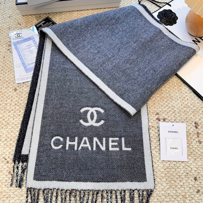 CHANEL 25S SCARF 184 CM IN MERINO WOOL 943170