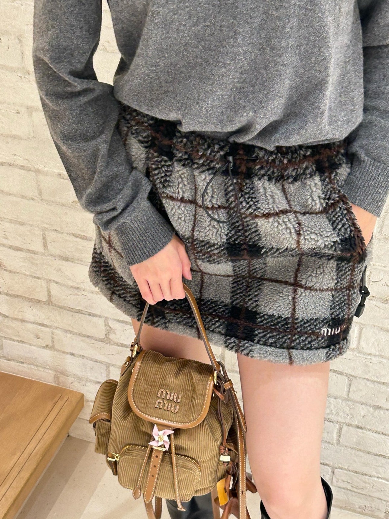MIUMIU PLAID MINI SKIRT STYLE 654