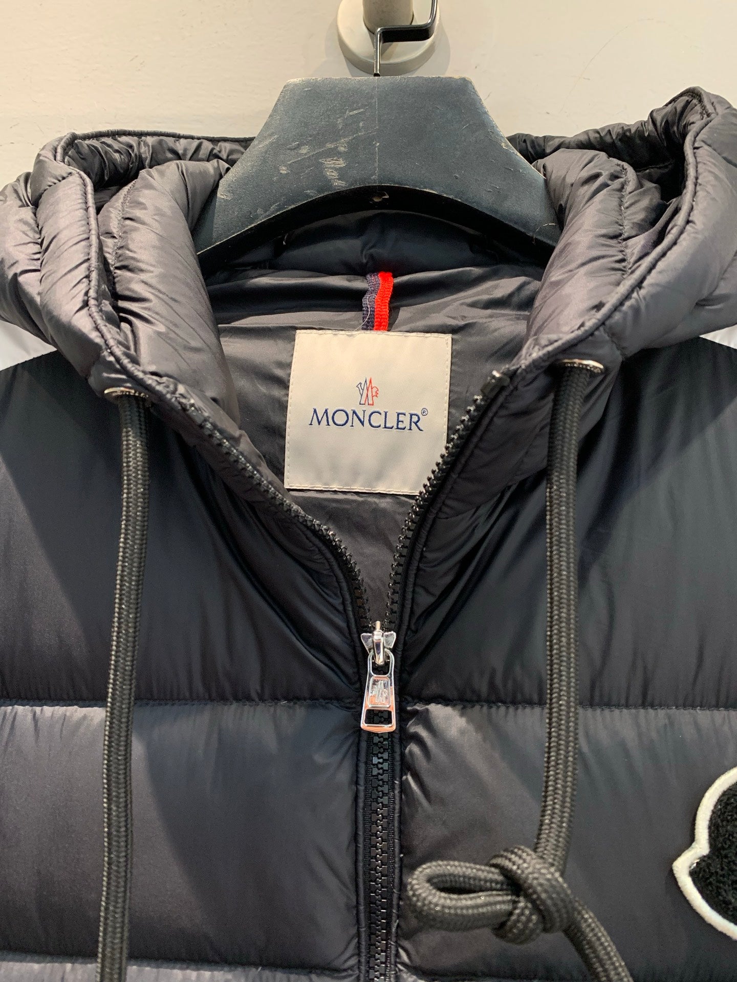 MONCLER 25S DOWN JACKET 371