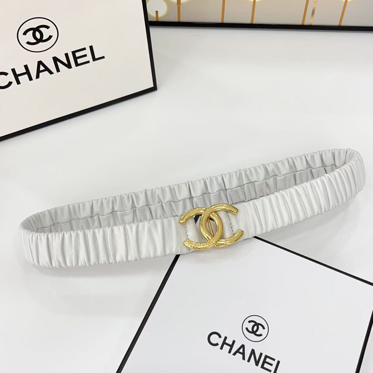 DOUBLE C ELASTIC BELT 30MM IN WHITE CALFSKIN GOLD HARDWARE